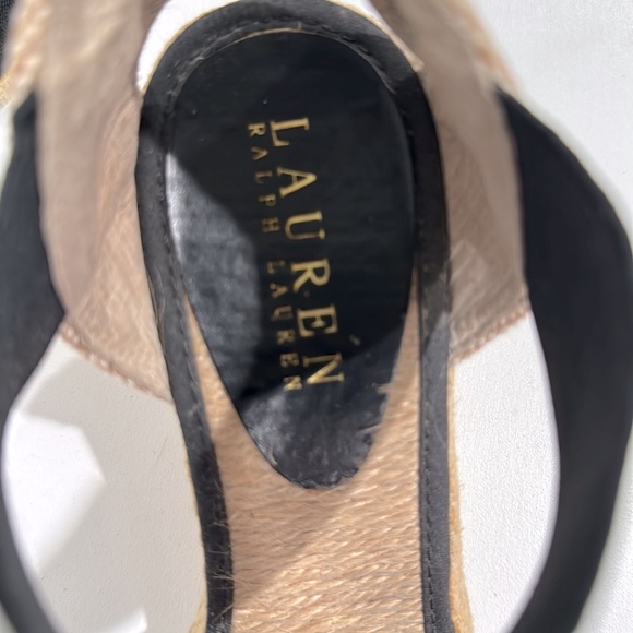 Lauren Ralph Lauren Charla wedge heels. Size 6.5 B - Picture 5 of 8